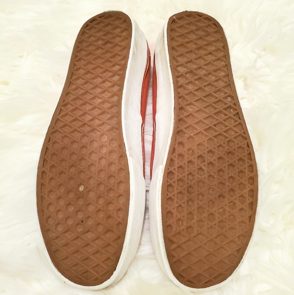 Red vans - Picture 4 of 4